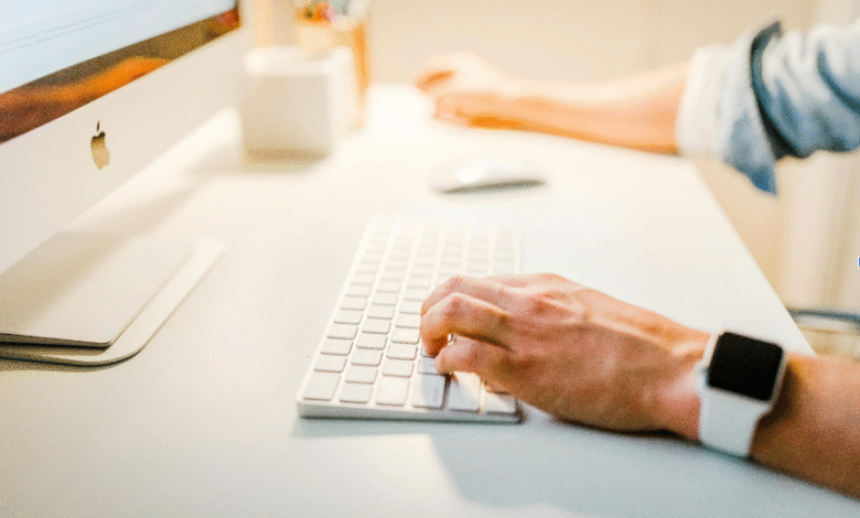 Tips and Tools for Launching an E-Commerce Business