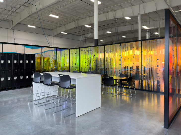 How Coloured Glass Film for Window Services Are Shaping Modern Australian Spaces - Stabilitynote